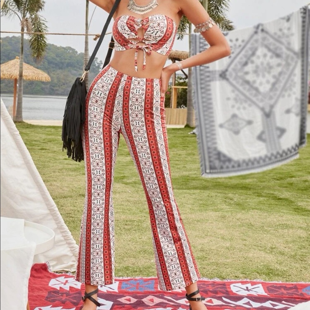 Floral cut out tube top & bootcut pants